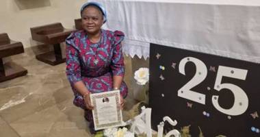 Sara Opota celebra 25 años de vida religiosa